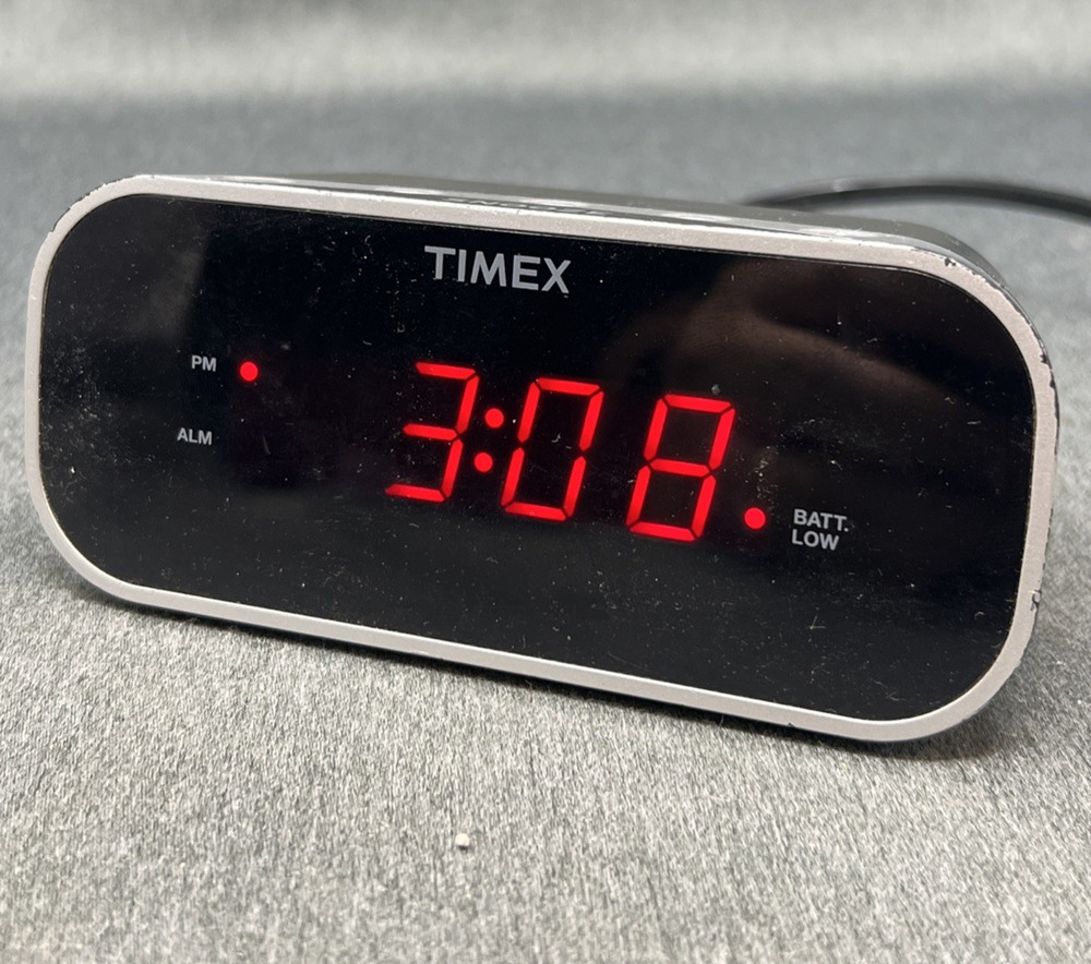 Timex Digital Alarm Clock T121 Red LED Display Battery Backup Black WORKS